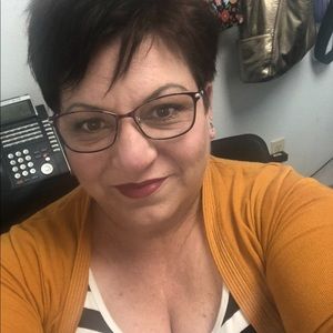 Meet your Posher, Jeanie